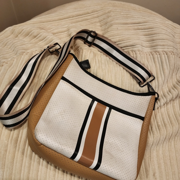 HAUTE SHORE Handbags - Crossbody Haute Shore Neoprene white with camel and black